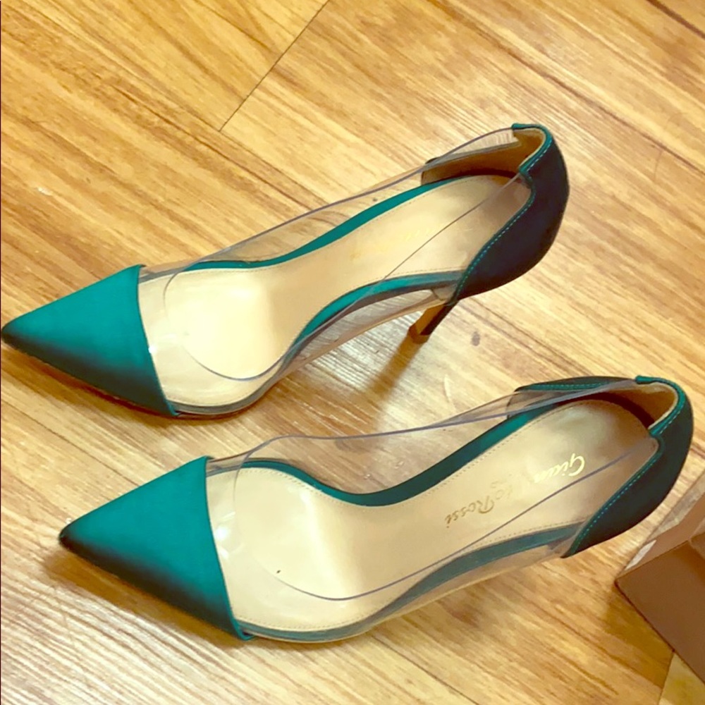 Gianvitto rossi size 35 green suede